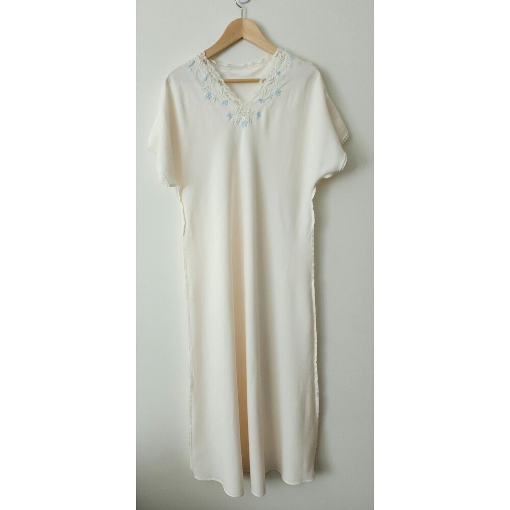 Erika Taylor Womens Embroidered Long Nightgown Ivory Kimono V-Neck Size M - Picture 5 of 10